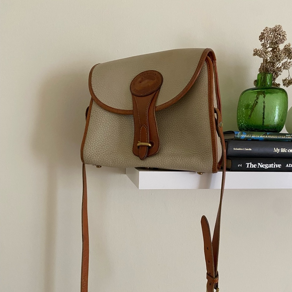 Vintage Dooney and Bourke handbag